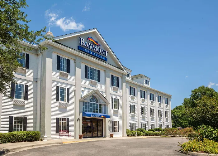 Baymont By Wyndham Airport