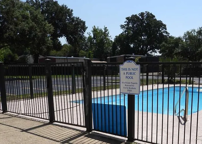Hotel Baymont By Wyndham Airport