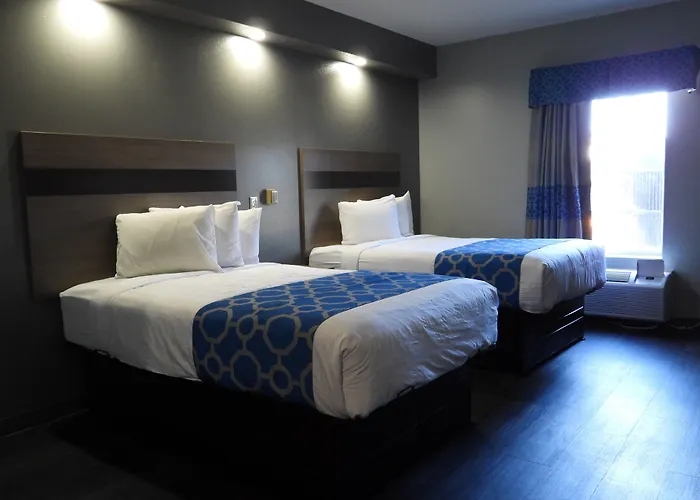 Baymont By Wyndham Airport Hotel Lafayette