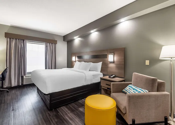 Hotel Baymont By Wyndham Airport Lafayette